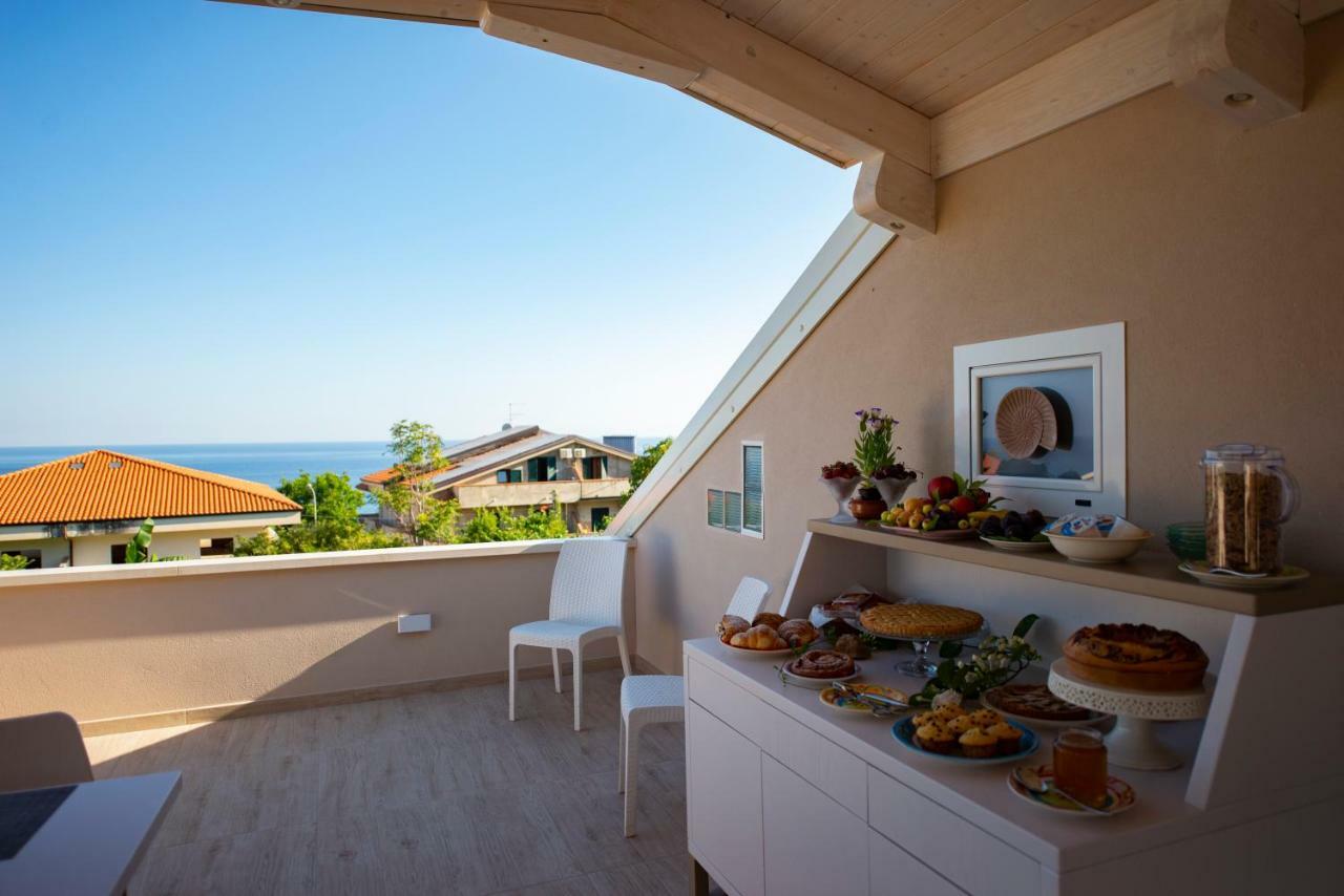 Michelino House Bed and Breakfast Parghelia Eksteriør billede